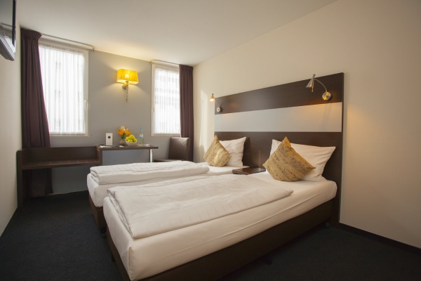 Centro Hotel Ayun (Köln)